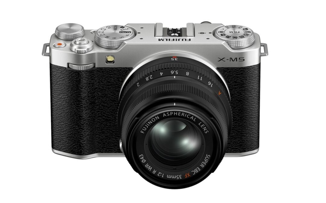 Fujifilm goes after aspiring vloggers with its new $800 X-M5 camera​ 